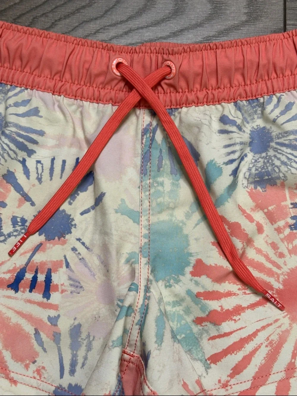 Salt Life Peace Maker Volley Surf Swim Board Shorts Tie Dye Orange Blue Medium